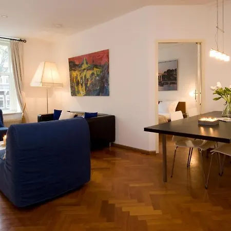 Apartment Intermezzo
